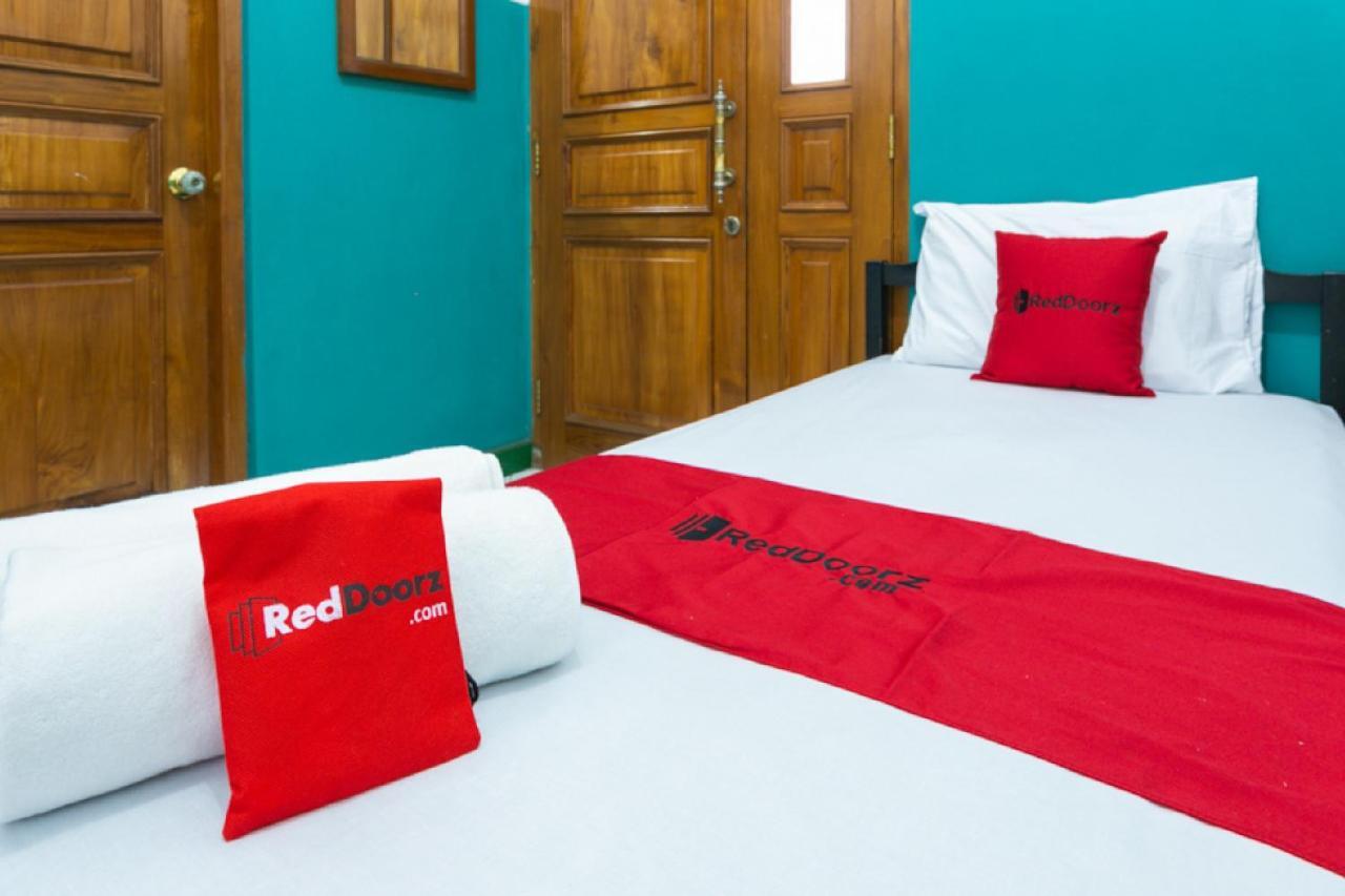 Reddoorz Syariah Near Alun Alun Magelang Bayeman Hotel Exterior photo